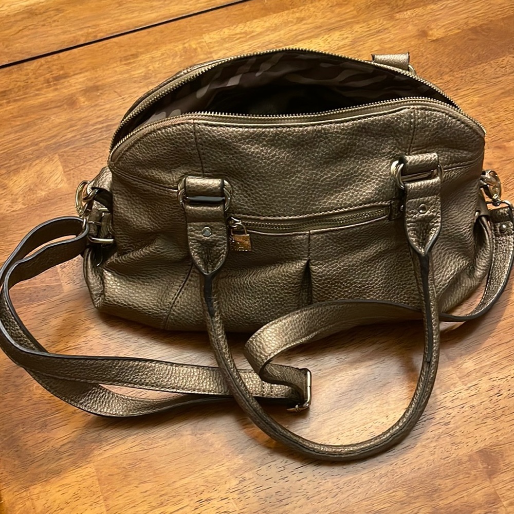 Ann Kline cross bodybag